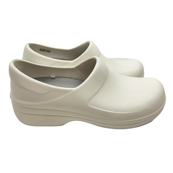 Crocs Women's 10 White Neria Pro II Dual Comfort Slip Resistant Work Nurse Clogs - Picture 4 of 10